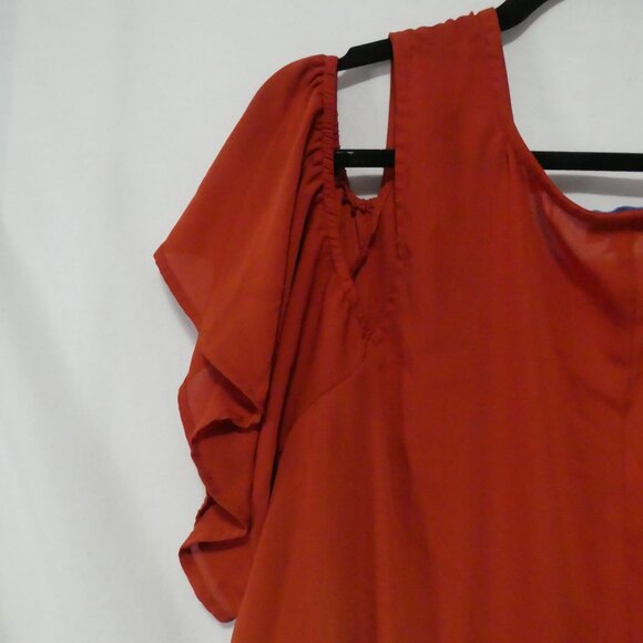TORRID | size 2 | Rusty Orange Short Sleeve Blouse | Cold Shoulder - Picture 8 of 12